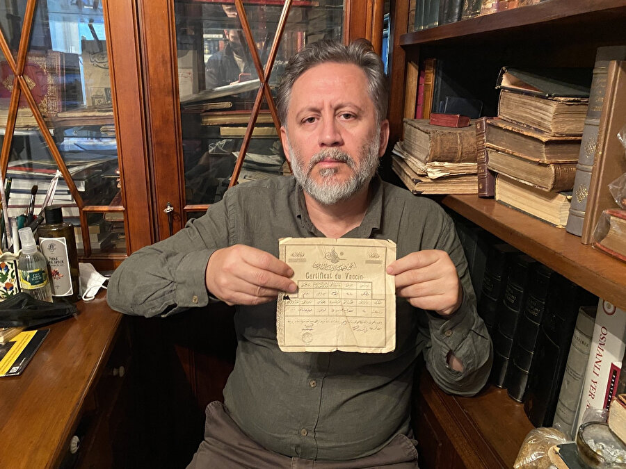 Tarih tekerrürden ibaret: 1900’lerden kalma aşı vesikası ortaya çıktı