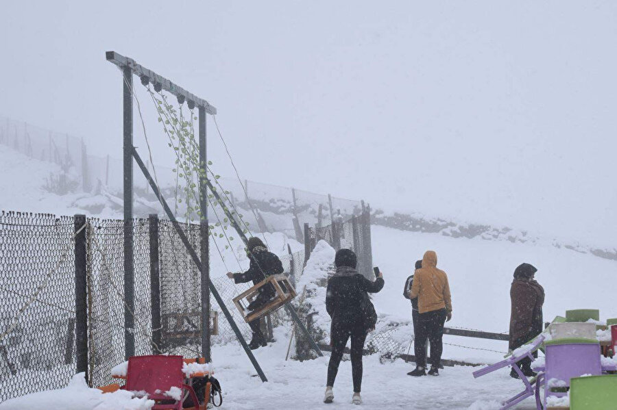 Doğu Karadeniz’de kar kalınlığı 30 santimetreyi buldu