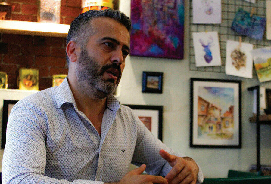 Politik, sanatsal, sosyolojik veya psikolojik olsun bir şekilde hayatımıza tanıklık eden, sızan her şey hayatımızın bir parçası oluyor.