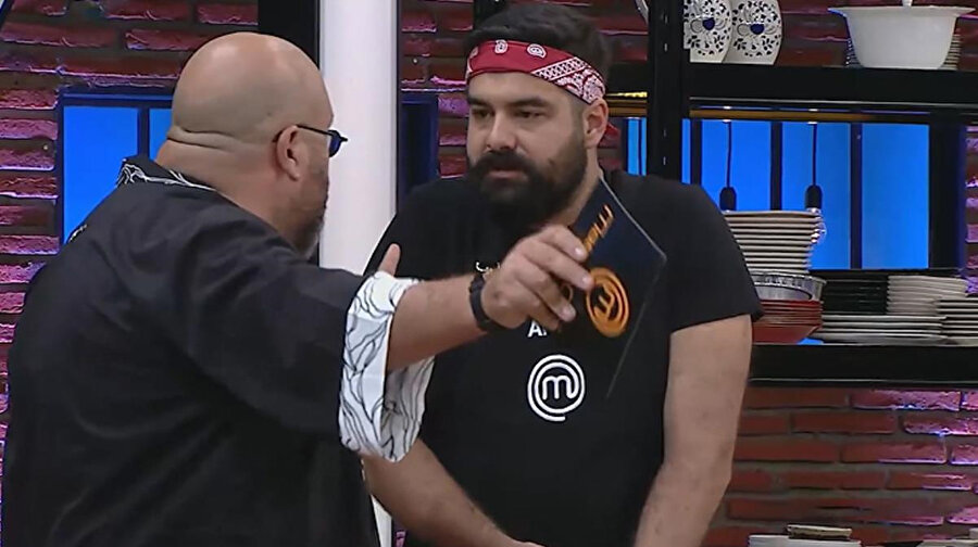 MasterChef'te gergin anlar: Somer Sivrioğlu yarışmacıyı azarladı