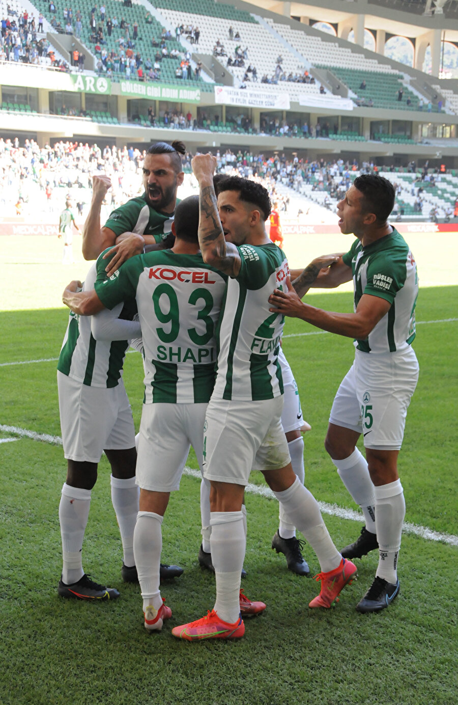 GZT Giresunspor-Kayserispor maçında gol sevinci