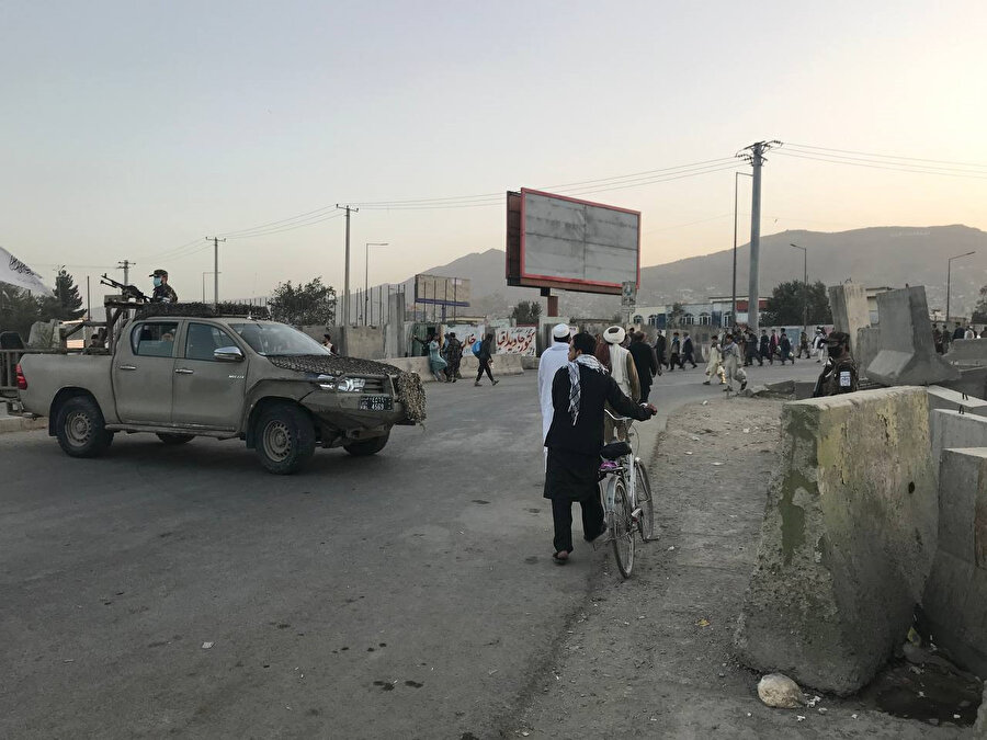 Kabil'de bir camiye hatim töreni sırasında bombalı saldırı düzenlendi: Çok sayıda ölü ve yaralı var