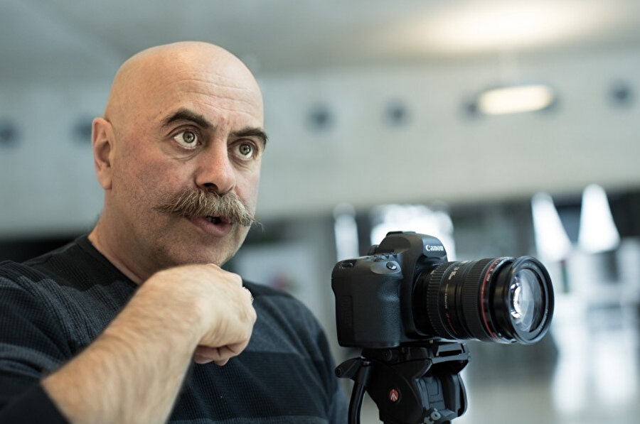 Dünyaya ne hediye edersek Ezel Akay memnun olacak, bizim adımıza utanmaktan vazgeçecek?