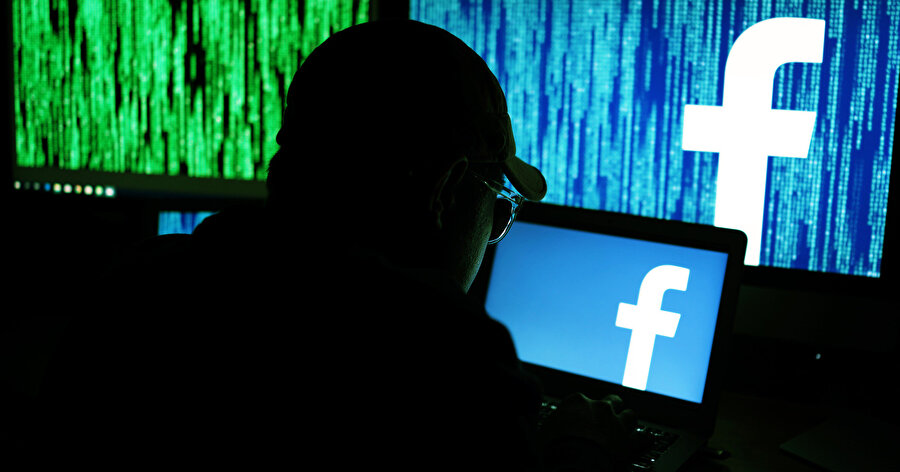 Facebook verilerinin çalındığı iddia ediliyor.