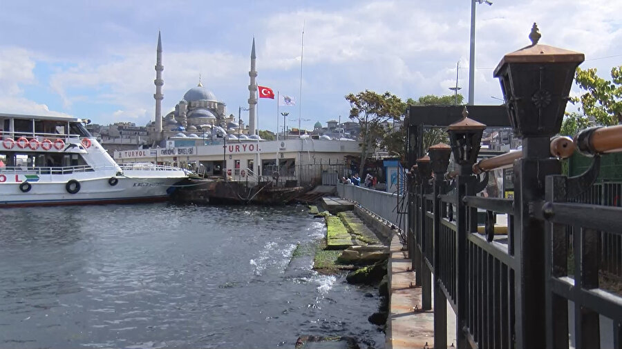 Eminönü İskelesi'nde benzeri Ayasofya'da olan kültür varlığı belirlendi.