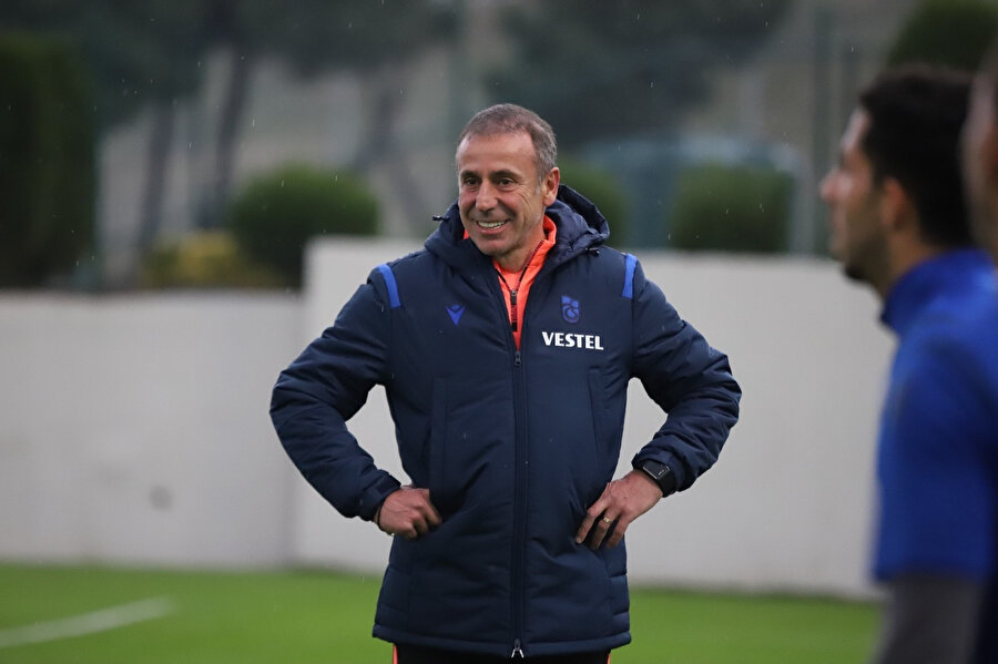 Abdullah Avcı'dan futbolcularına motivasyon konuşması.