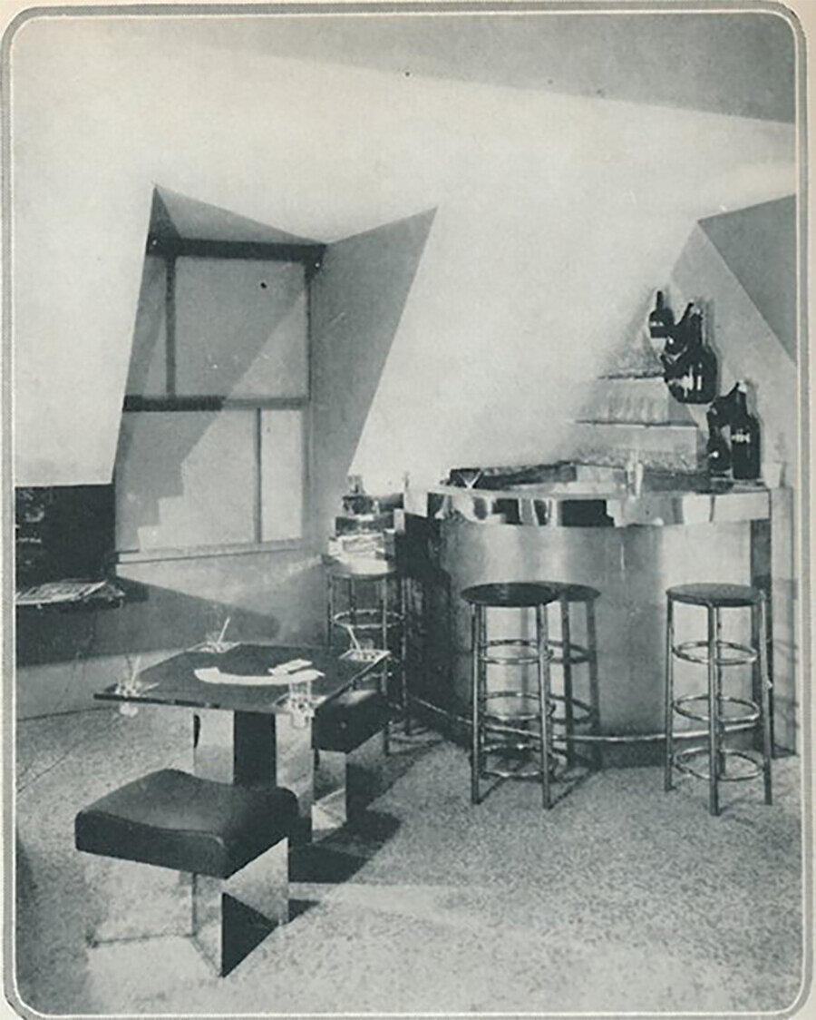 Le Bar sous le toit (1927).
