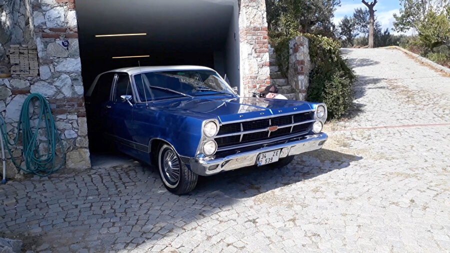 Gözü gibi bakıyor: Kendisi 62 arabası 54 yaşında