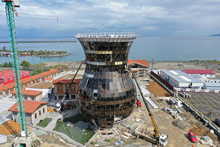 Dünyanın en büyük çay bardağı Guinness’e aday