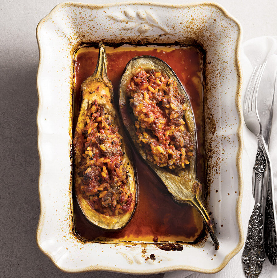 Reyhanlı Köfteli Patlıcan Dolması tarifi