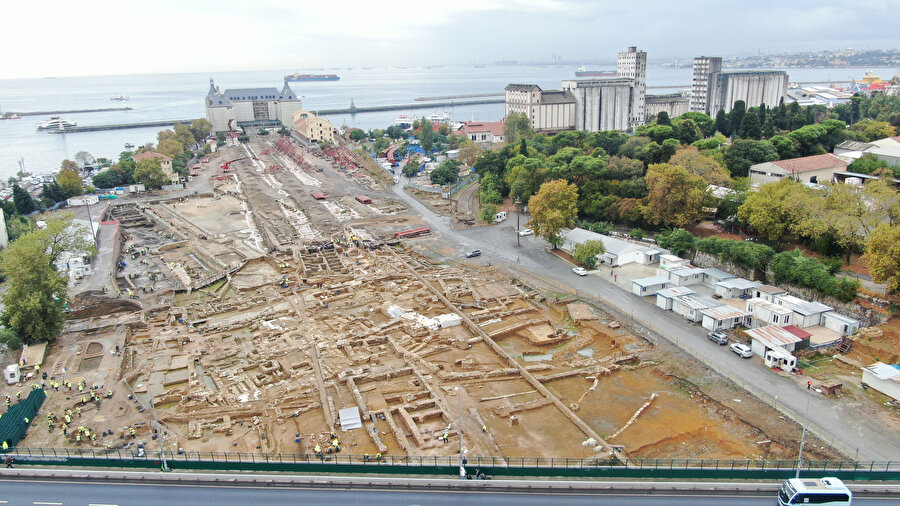 Haydarpaşa'da peronlar kaldırıldı, tarih gün yüzüne çıktı