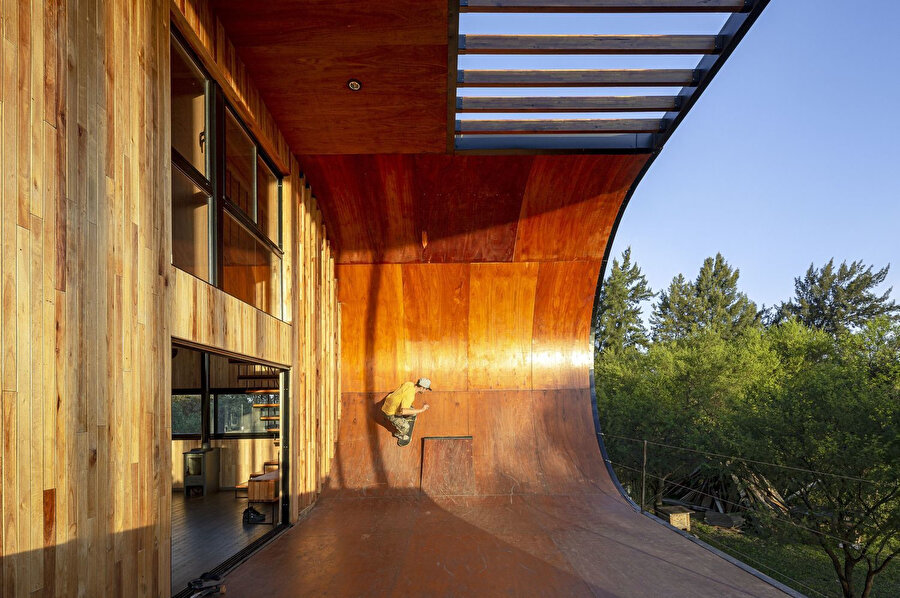 Skatehouse.