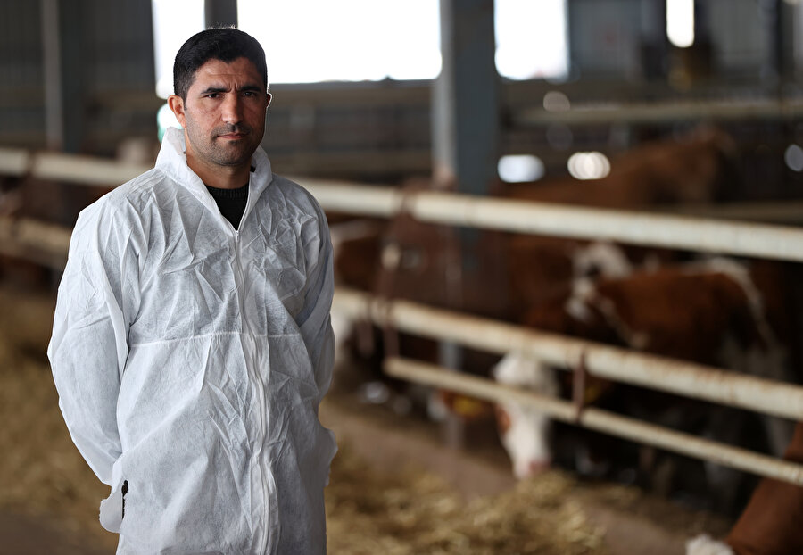 Çobanlıkla başladığı hayvancılıkta çiftlik sahibi oldu