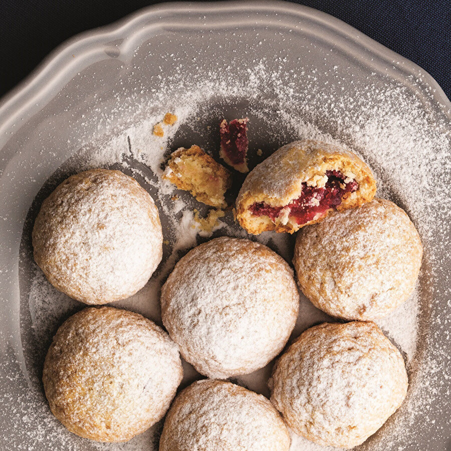 Frambuaz Dolgulu Kurabiye tarifi