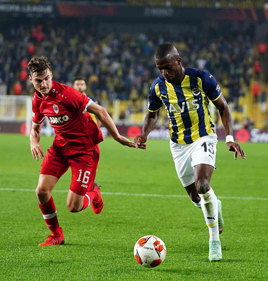 Enner Valencia, Royal Antwerp maçında