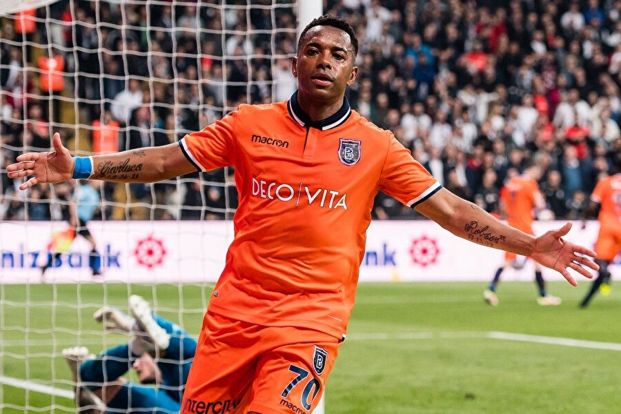 Robinho 19-20 sezonunda Başakşehir'de