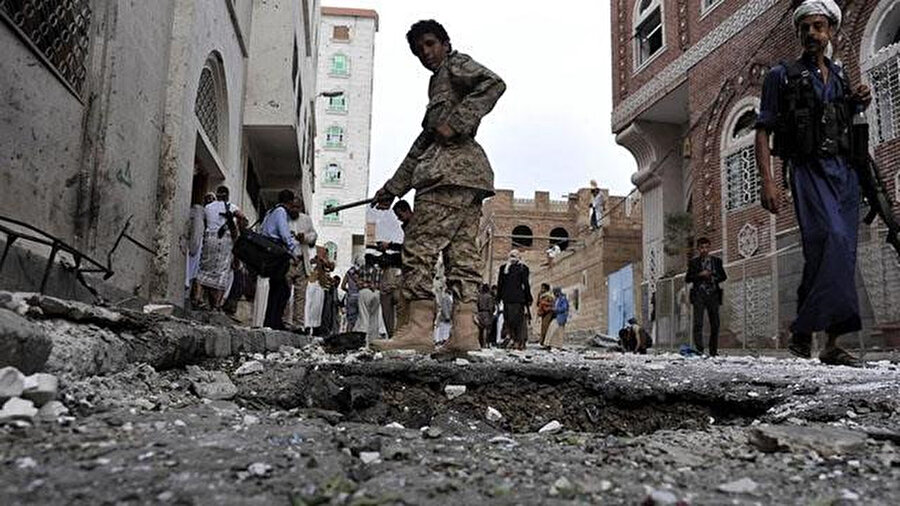 Yemen'in Marib ilindeki el-Cerşe'ye, Husiler tarafından balistik füze fırlatıldı. 