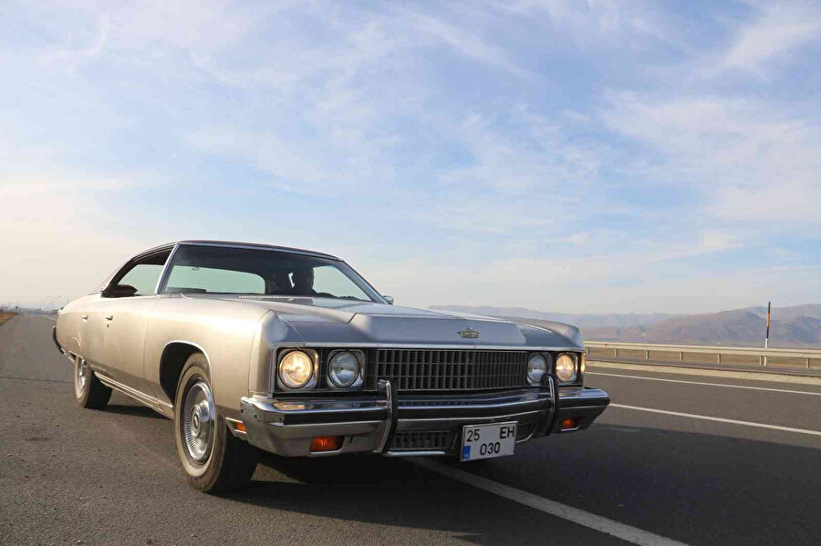 Ünlü siyasetçinin yadigarına gözü gibi bakıyor: Haftada bir kez trafiğe çıkarıyor