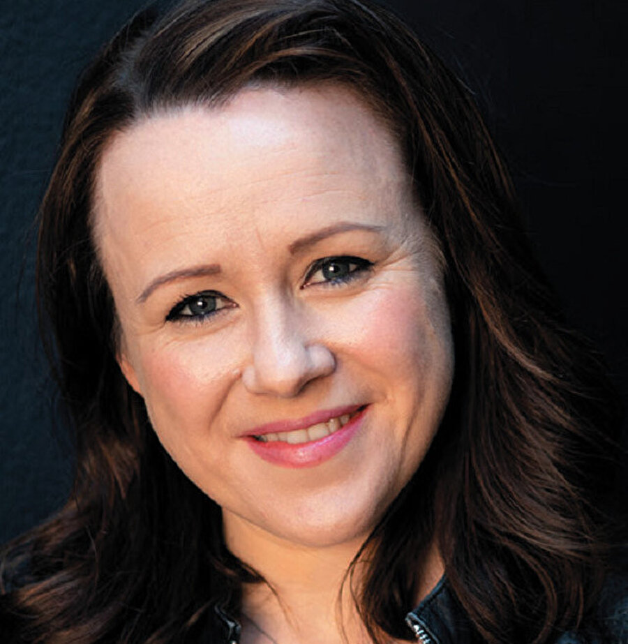 Lizzie O'shea