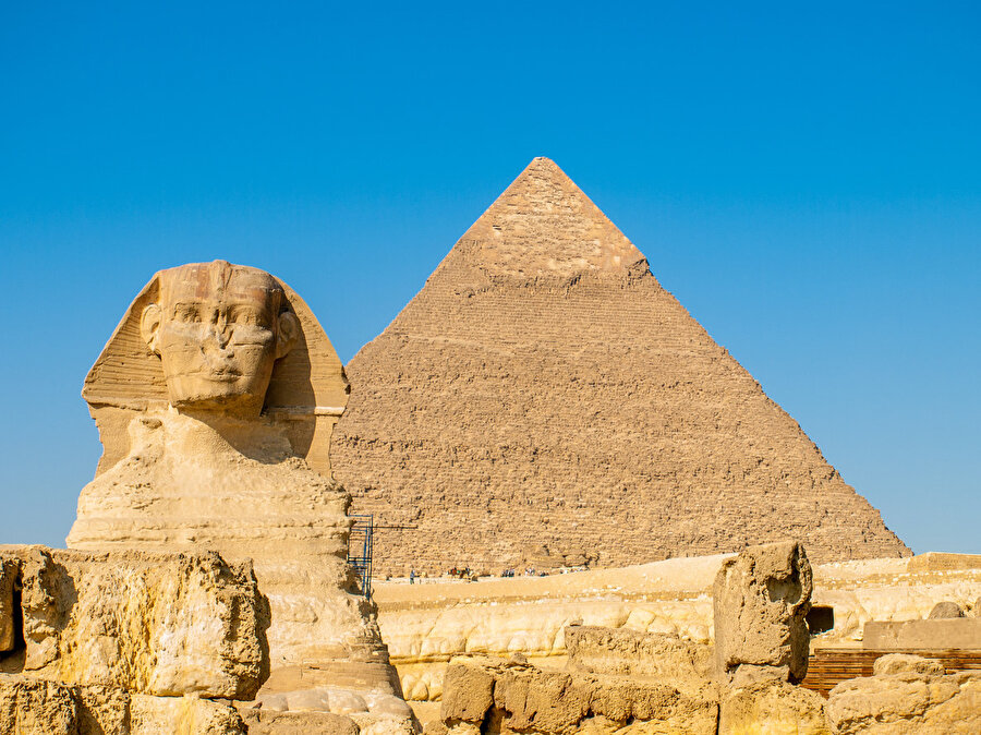 Giza Pirami'nin sırrının olduğunu iddia ediyor