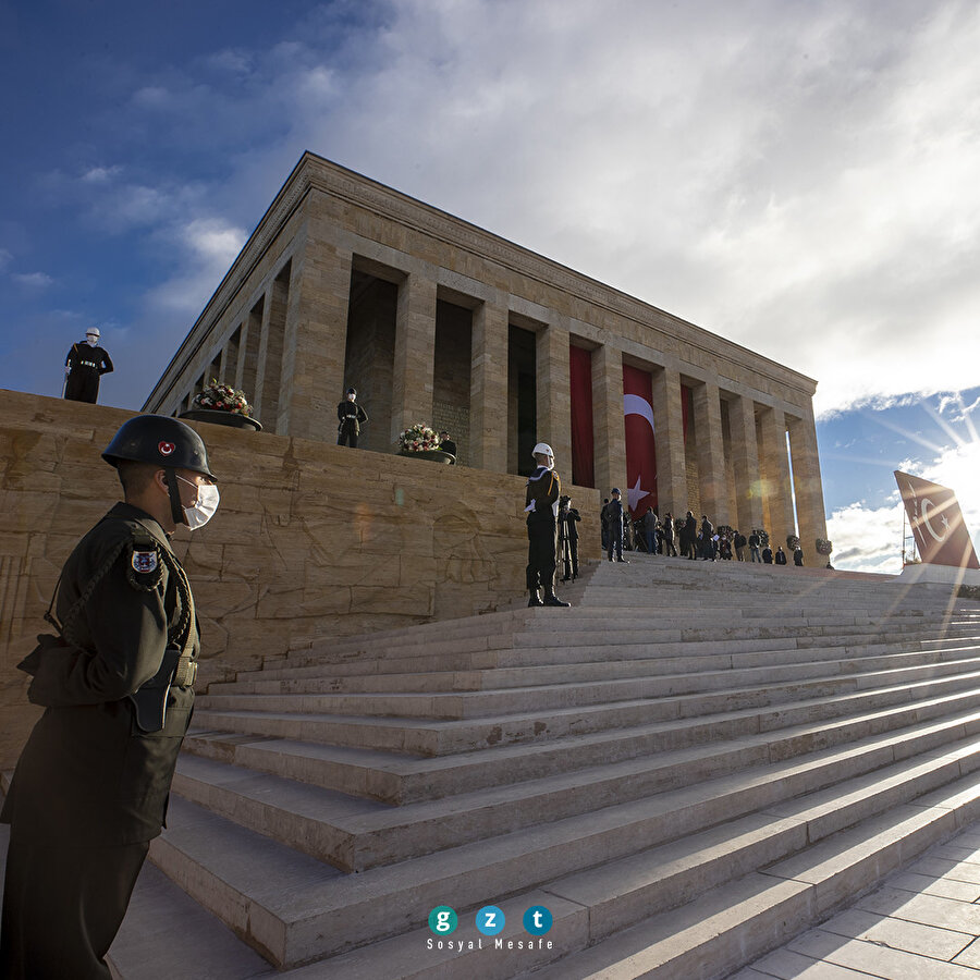 Mustafa Kemal Atatürk, ebediyete intikalinin 83. yılında anıldı