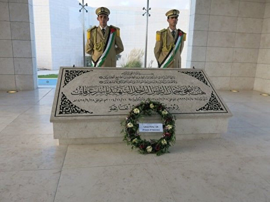 Yaser Arafat'ın Filistin Ramallah'taki mezarı.
