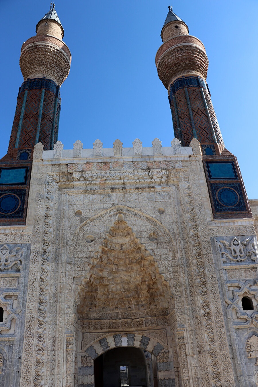 Gök Medrese ya da diğer adıyla Sahibiye Medresesi, Sivas'ta yer alan medresedir.