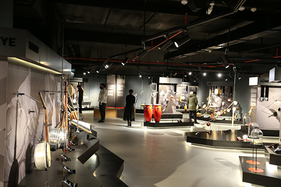 Bursa'nın ilk Müzik Enstrümanları Müzesi Nilüfer'de açıldı.