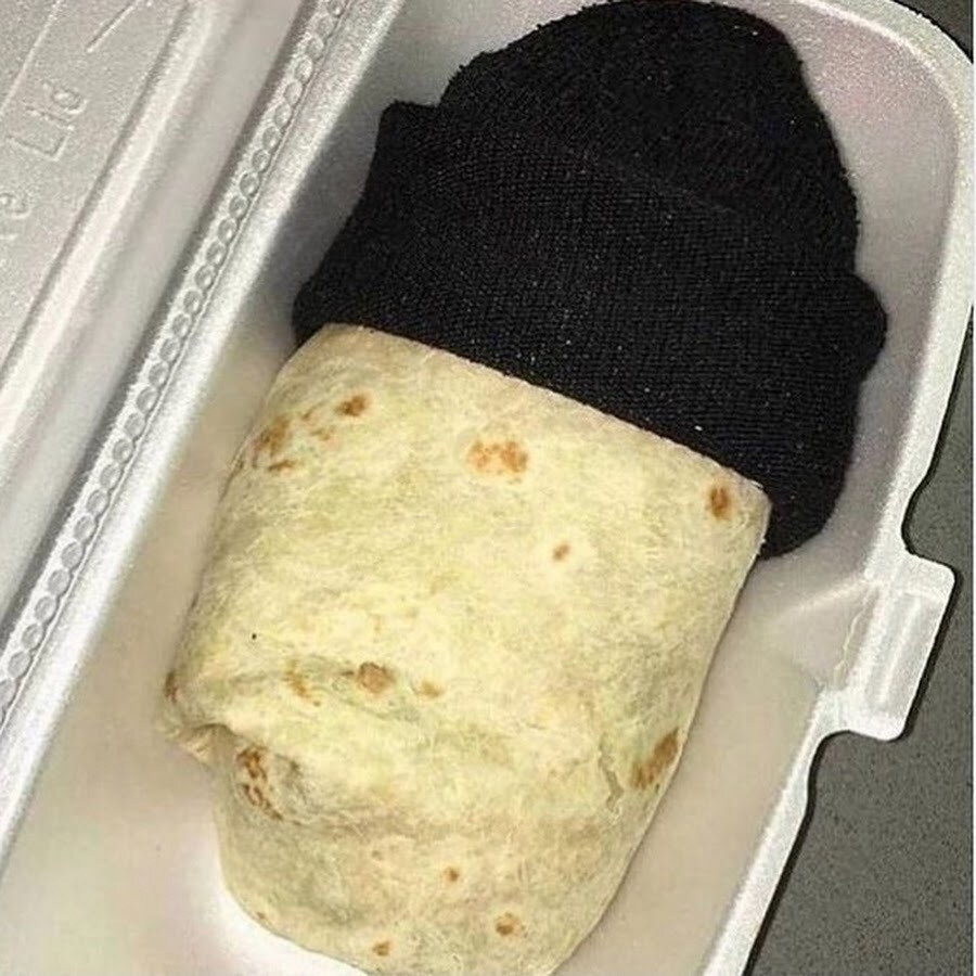 Mesut komiser, sen misin?​