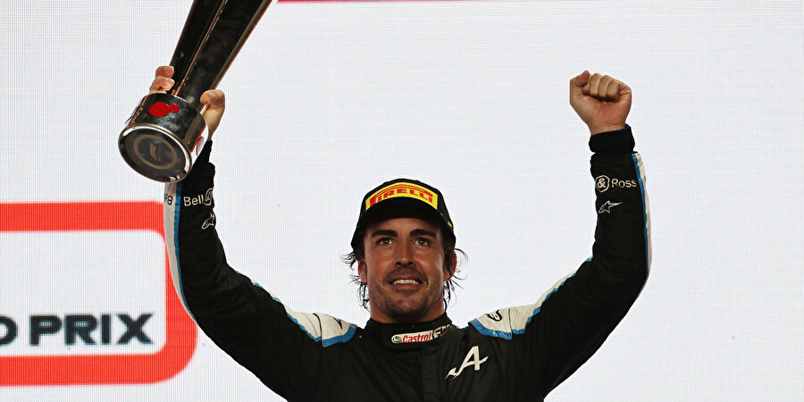 Fernando Alonso, Katar GP'de günün pilotu seçildi.