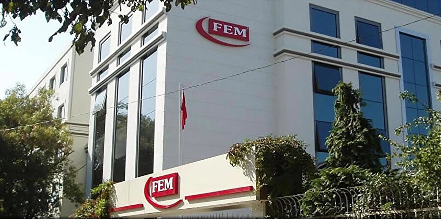 FETÖ elebaşı Fetullah Gülen, birçok gence kancayı FEM dershanelerinde taktı. 