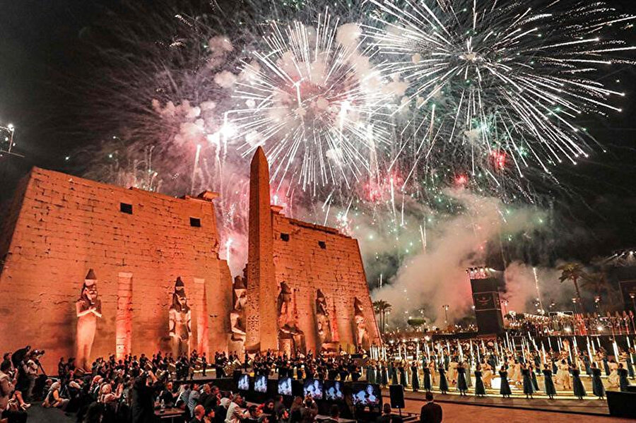 Mısır, Karnak Tapınağı'ndaki Firavun Dönemi Koç Başlı Sfenks Yolu'nu büyük bir törenle açtı