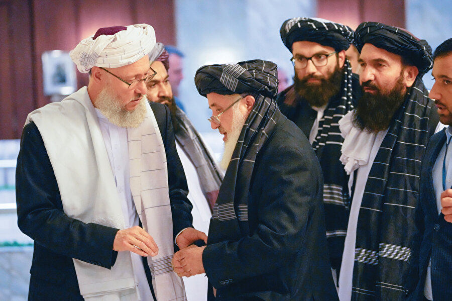 Taliban yönetiminin ikili yapısı da önümüzdeki süreçte bir potansiyel sorun kaynağı olabilir.