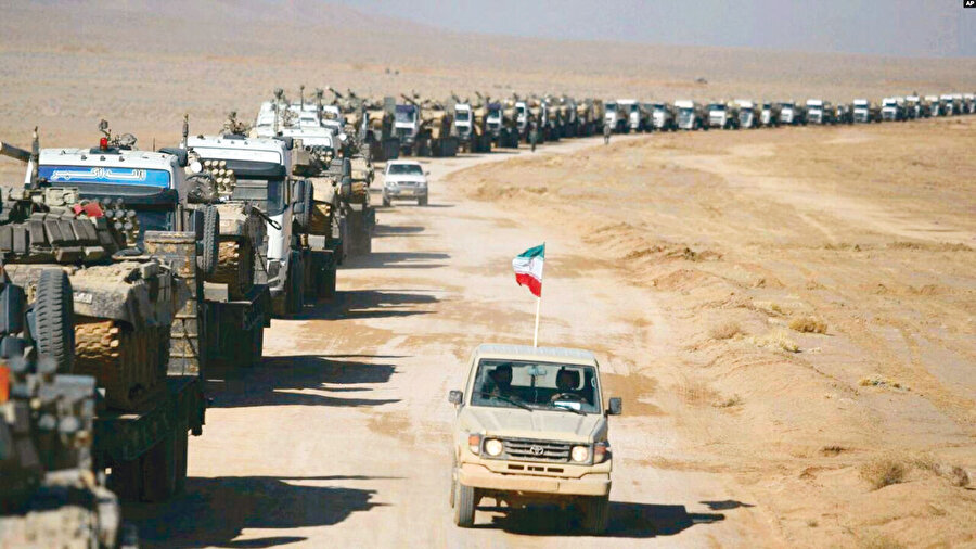 İran askerleri.