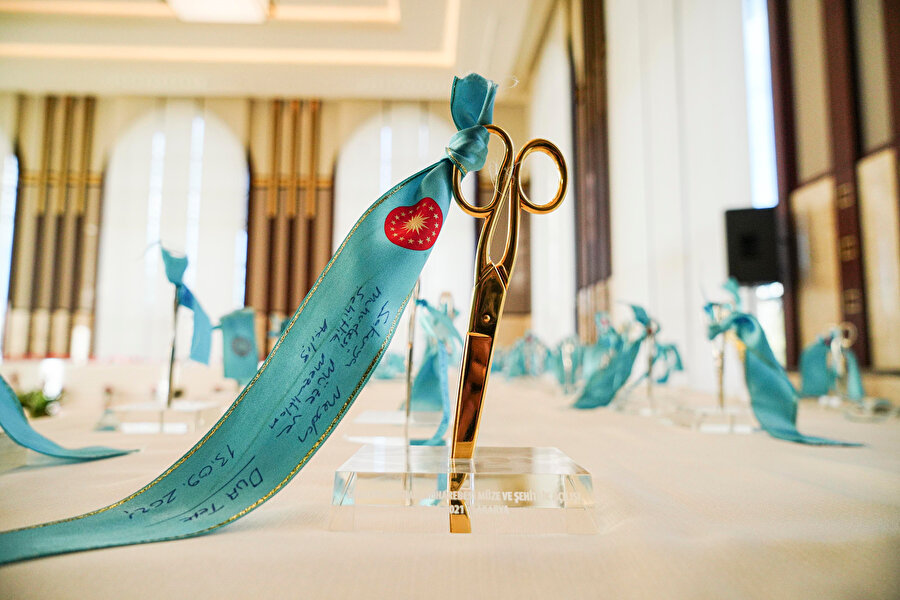 Cumhurbaşkanı Erdoğan'ın 18 yıllık makas koleksiyonu sergilendi