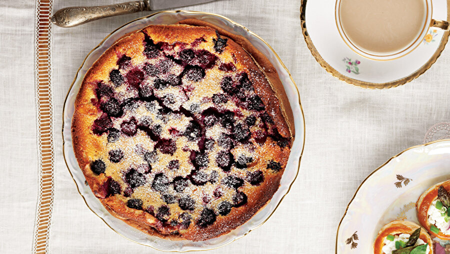 Meyveli Clafoutis tarifi