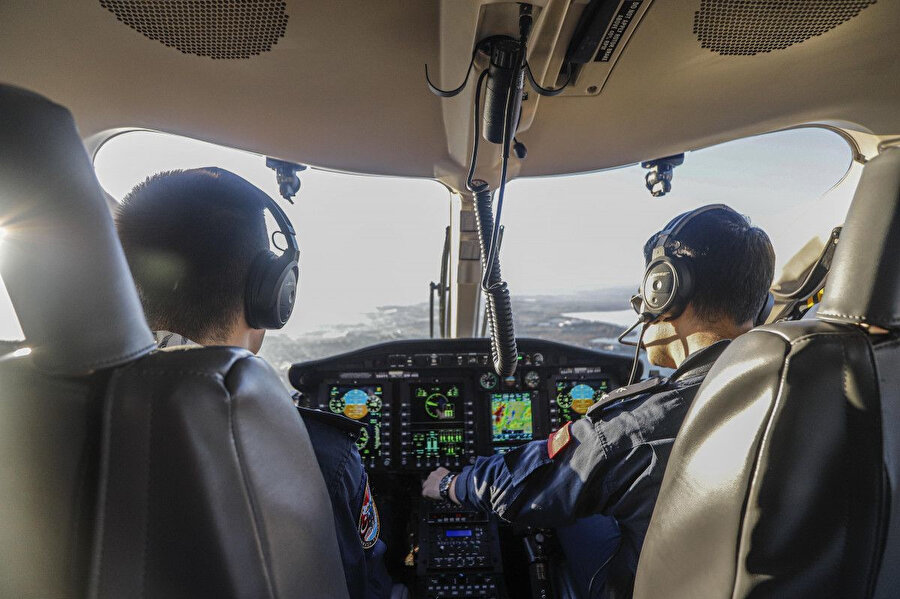 İki saat denetim yapan helikopterden 15 sürücüye ceza kesildi