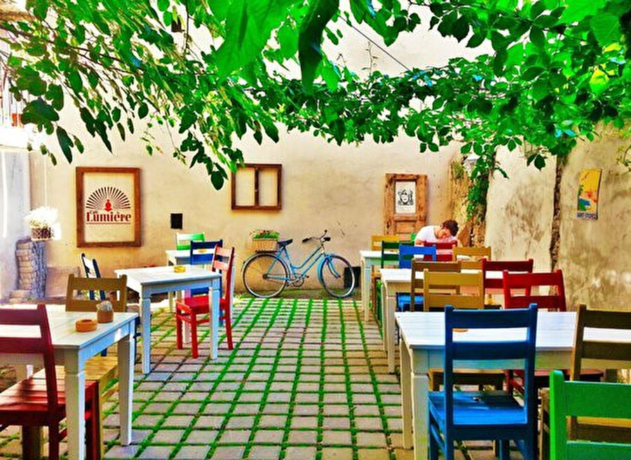 Cafe Lumiere, Cihangir Salt Galata.