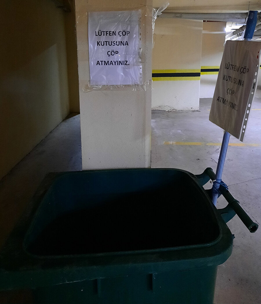 Lütfen otoparklara araba park etmeyiniz