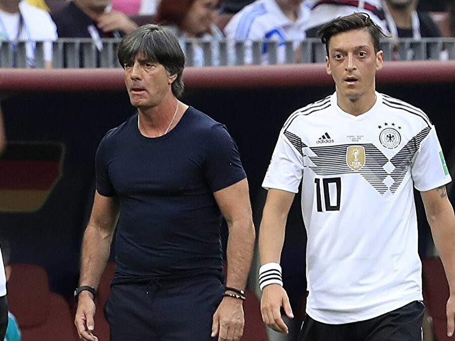 Löw ve Mesut Özil