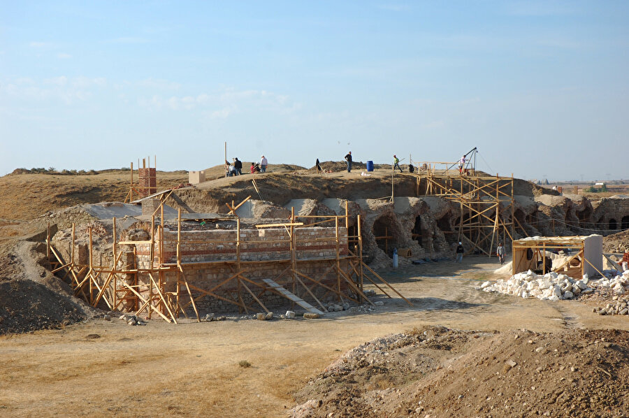 55 dönümlük alana sahip tabyada müze olarak düzenlenme çalışmalarına başlandı.