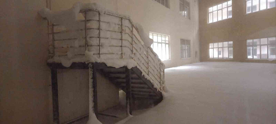 Hayat resmen dondu: Eksi 15 derece