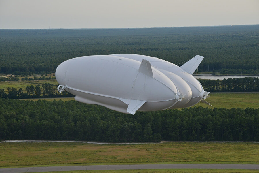 Airlander 10