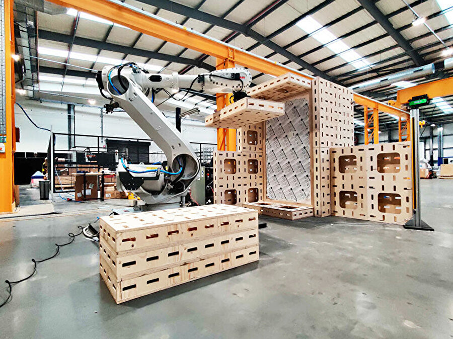 Birimler modüller aracılığıyla tamamen robotlar tarafından oluşturuluyor.