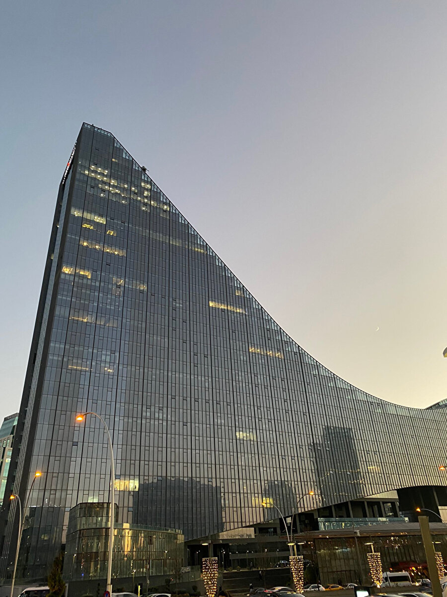 Buradan kaymak istiyoruz