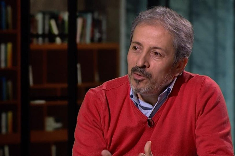 Okumak bizi bir yolculuğa çıkarır.