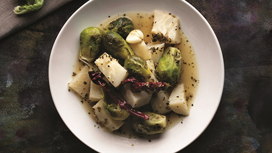 Kerevizli Acılı Brüksel Lahanası tarifi