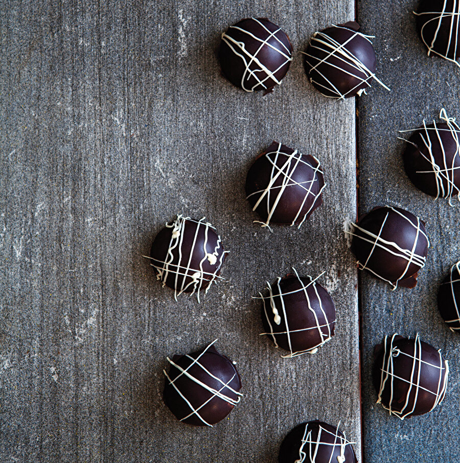 Kestane Dolgulu Çikolata tarifi