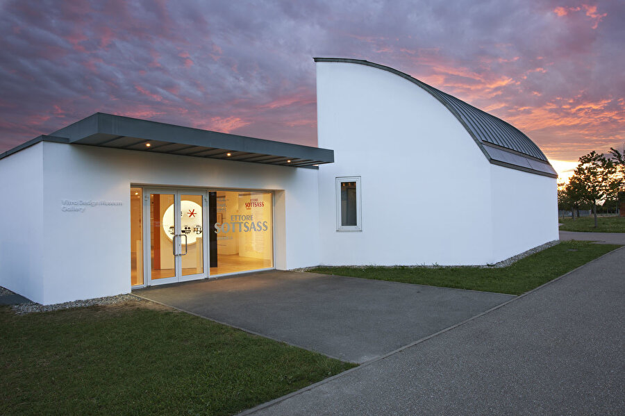 Frank Gehry’nin tasarladığı Vitra Design Museum Gallery and Gatehouse.