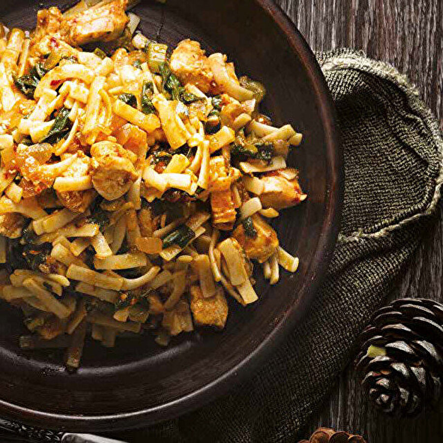 Pazılı Tavuk Sote tarifi